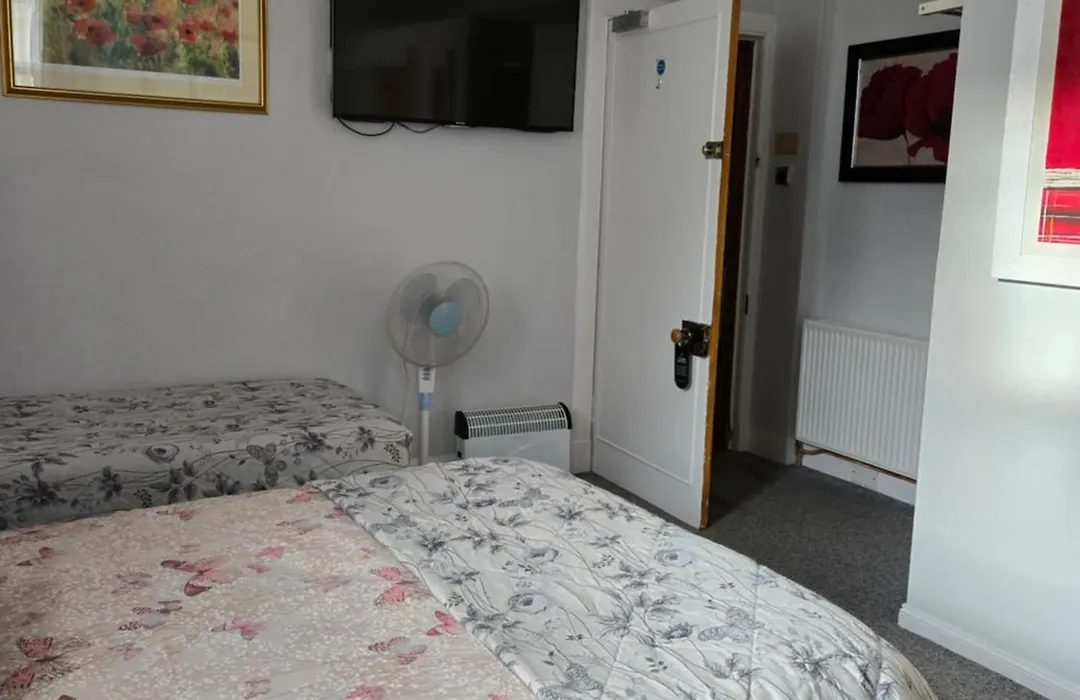 Ivanhoe Guest House-1