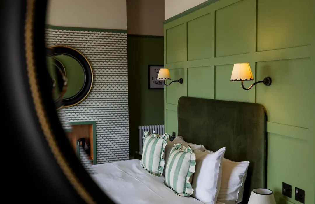 The London & Paris Hotel-1