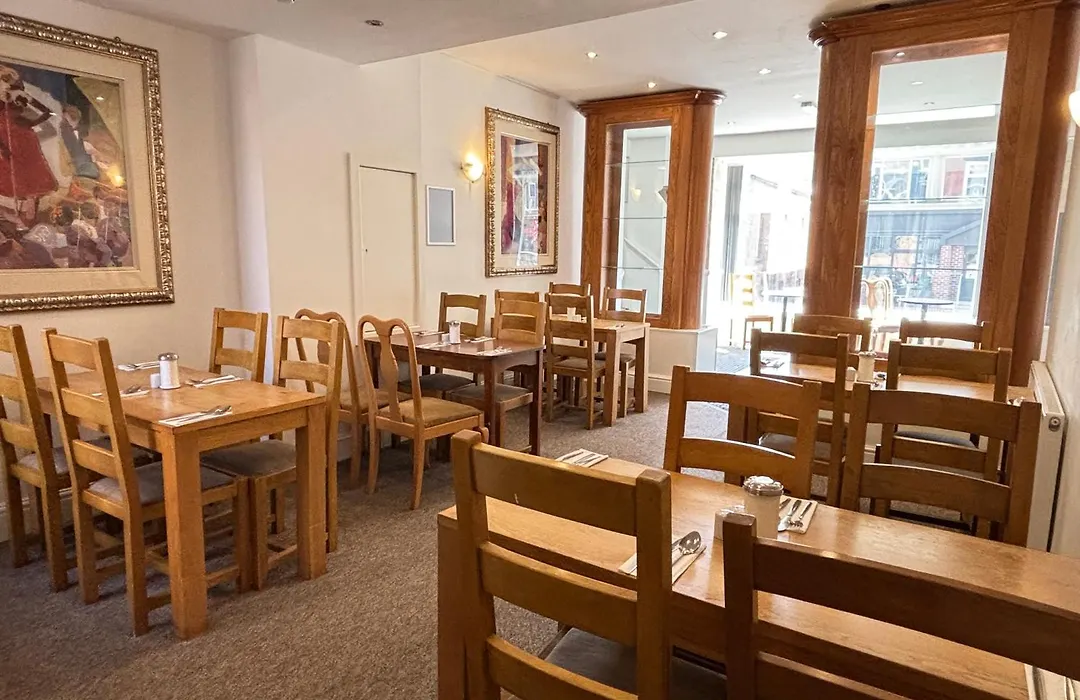 The Royal Alexandra Hotel By Compass Hospitality-1