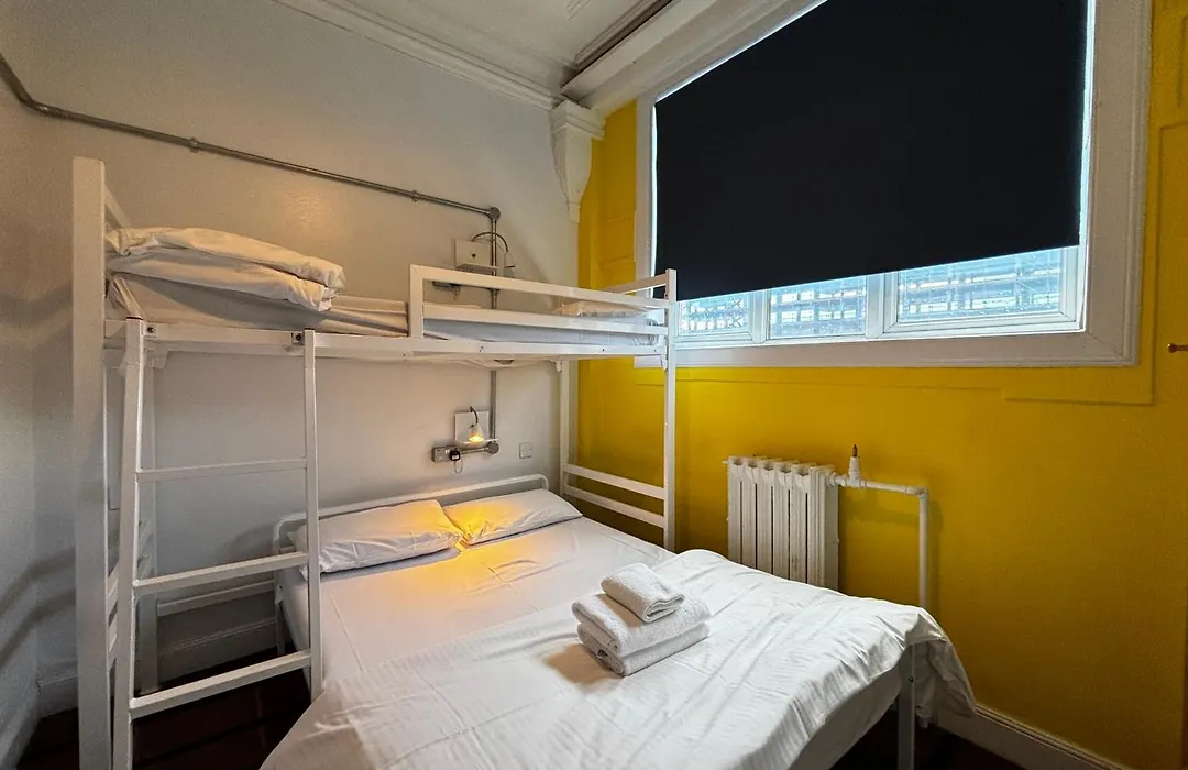 Safestay Glasgow Charing Cross-1