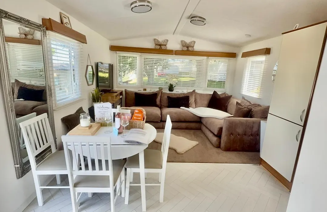 Hoburne Devon Bay Holiday Home Fresh Bright Rental - Home From Home-1