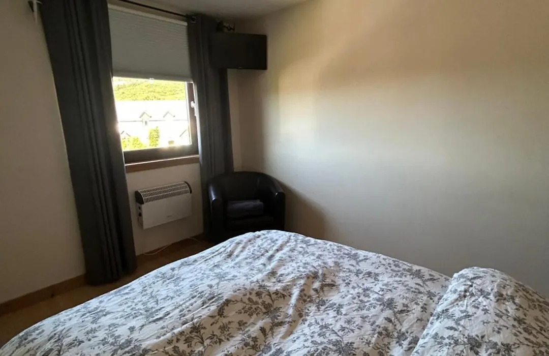 No 52 - Apartment With Lounge And Dining Area - No Kitchen-1