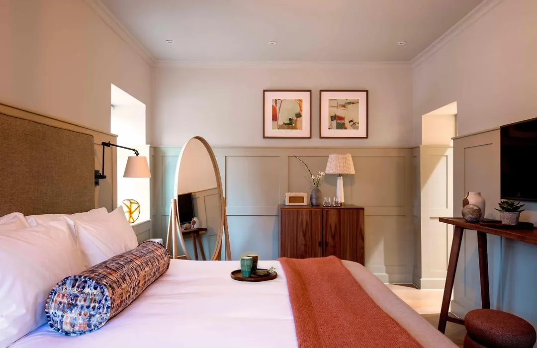 The Falcon Hotel-1