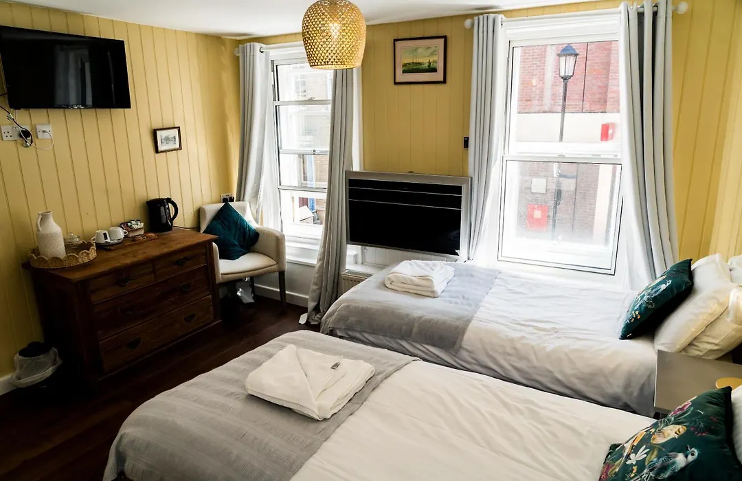 The Wheatsheaf Hotel-1