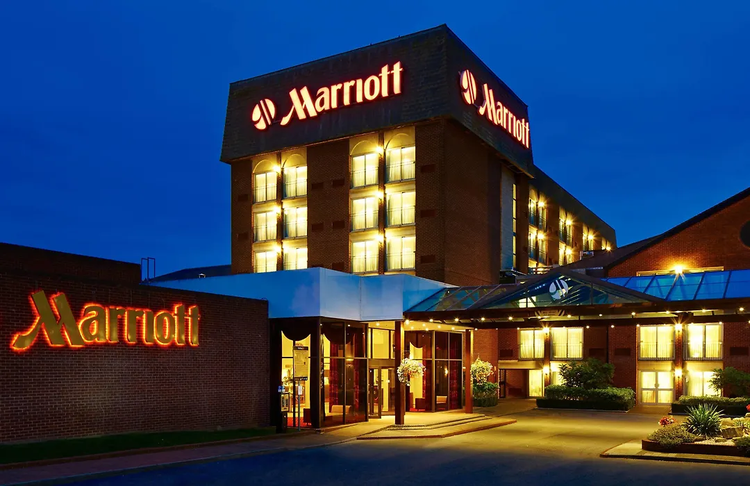 Delta Hotels By Marriott Heathrow Windsor-1