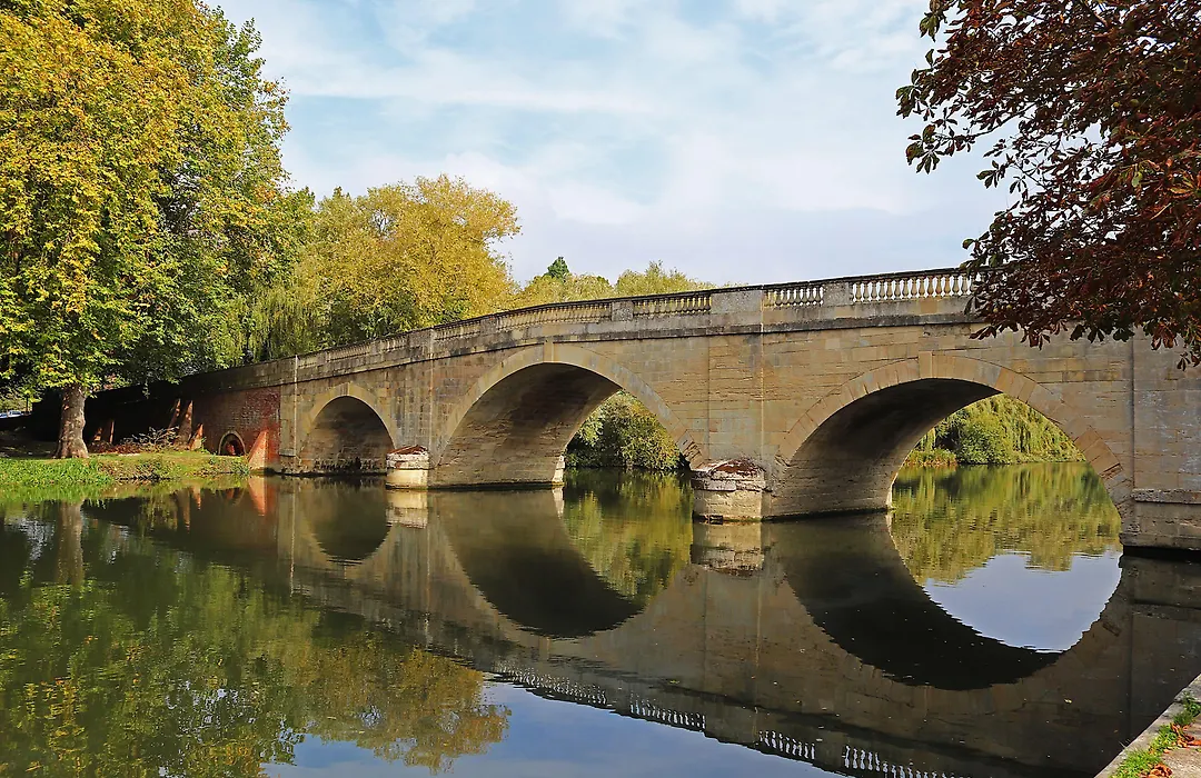 Shillingford Bridge Hotel-1