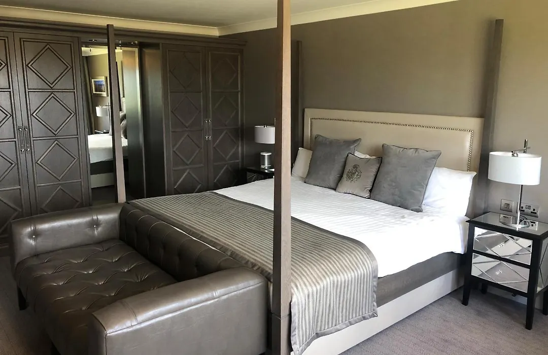 Riverside Lodge Hotel-1