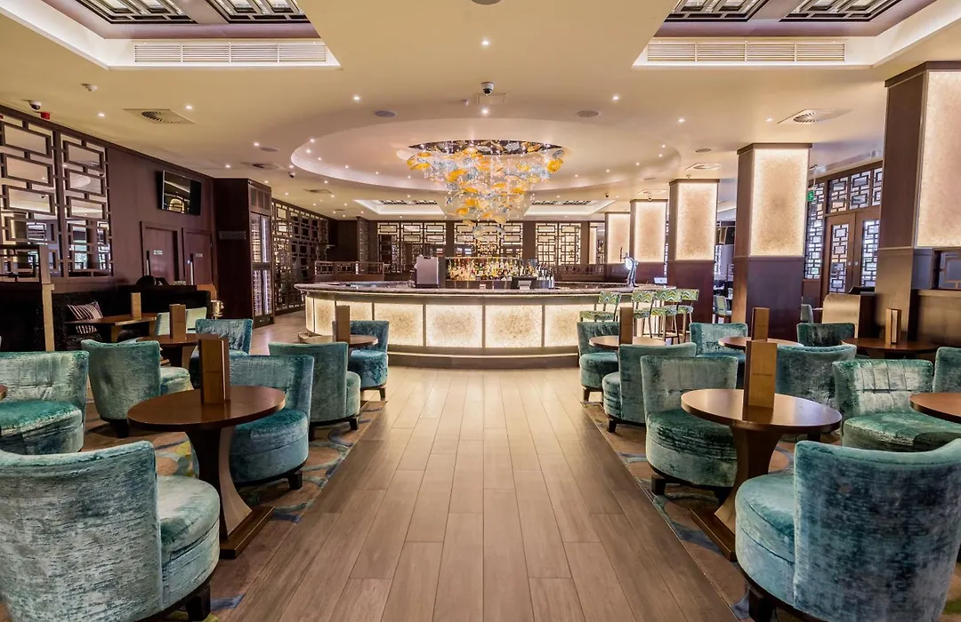 Radisson Blu Hotel, London Heathrow-1