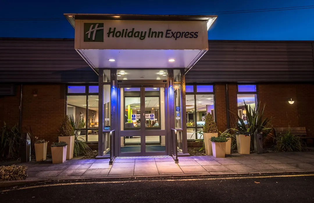 Holiday Inn Express Preston South By Ihg-1