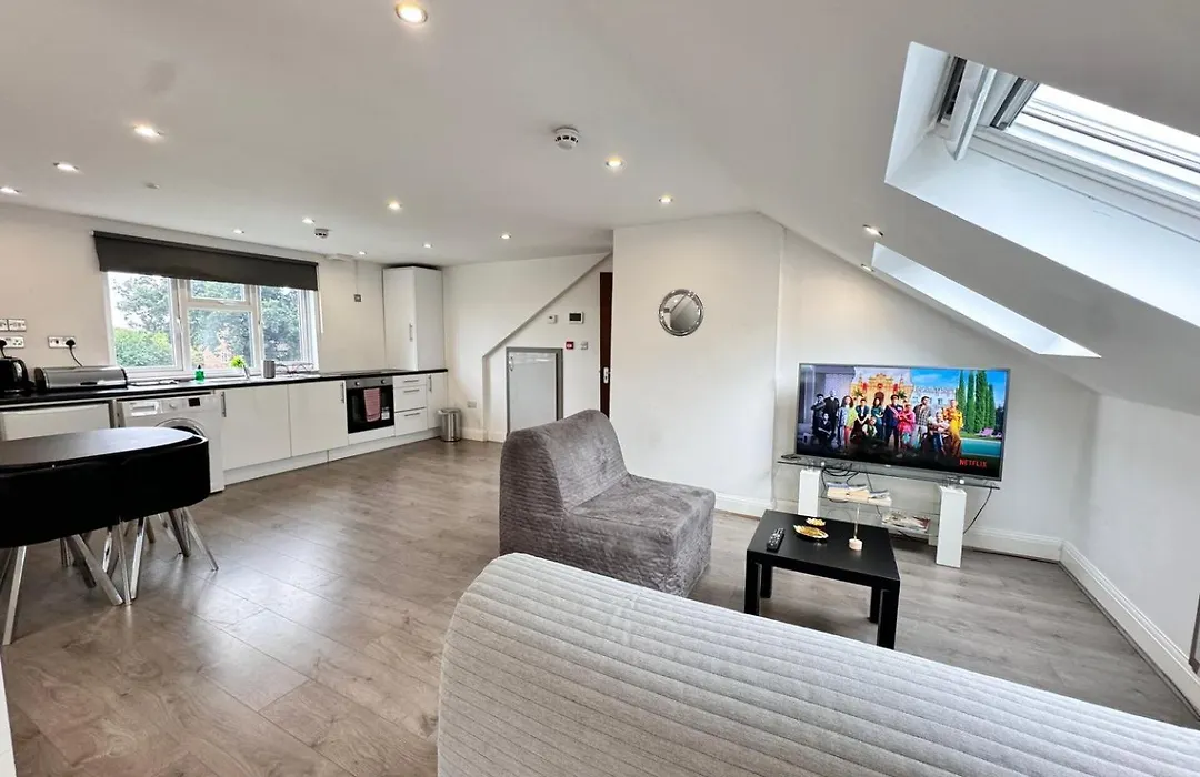 Hatton Apartments: Airport-Adjacent with Free Parking and Underground Access-1
