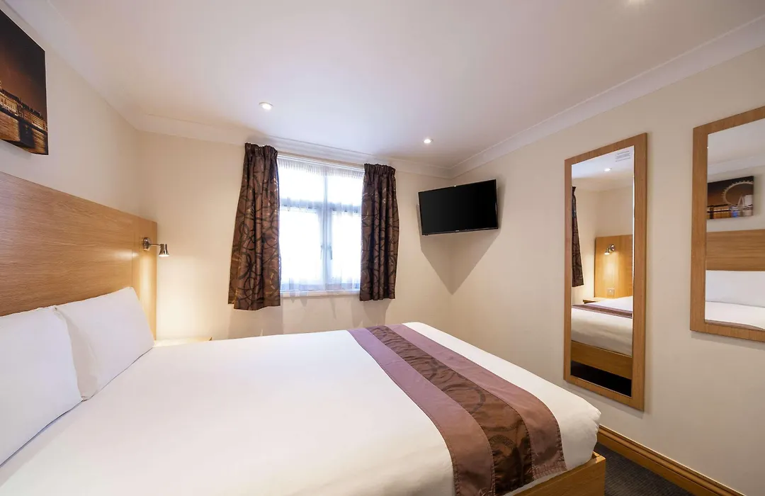 Comfort Inn Hyde Park-1