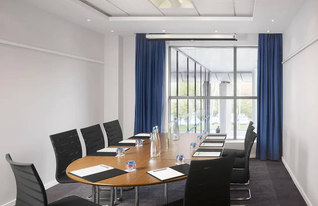 Radisson Blu Manchester Airport-1