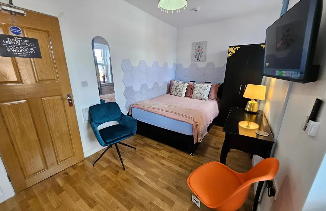 Central Chambers Suites - Suite 4-1