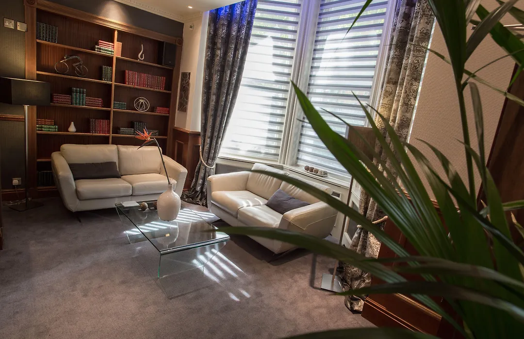 Henley House Hotel-1