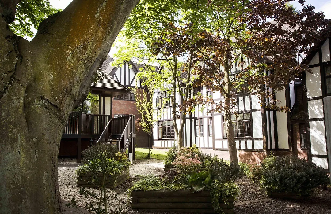 Hogarths Stone Manor-1