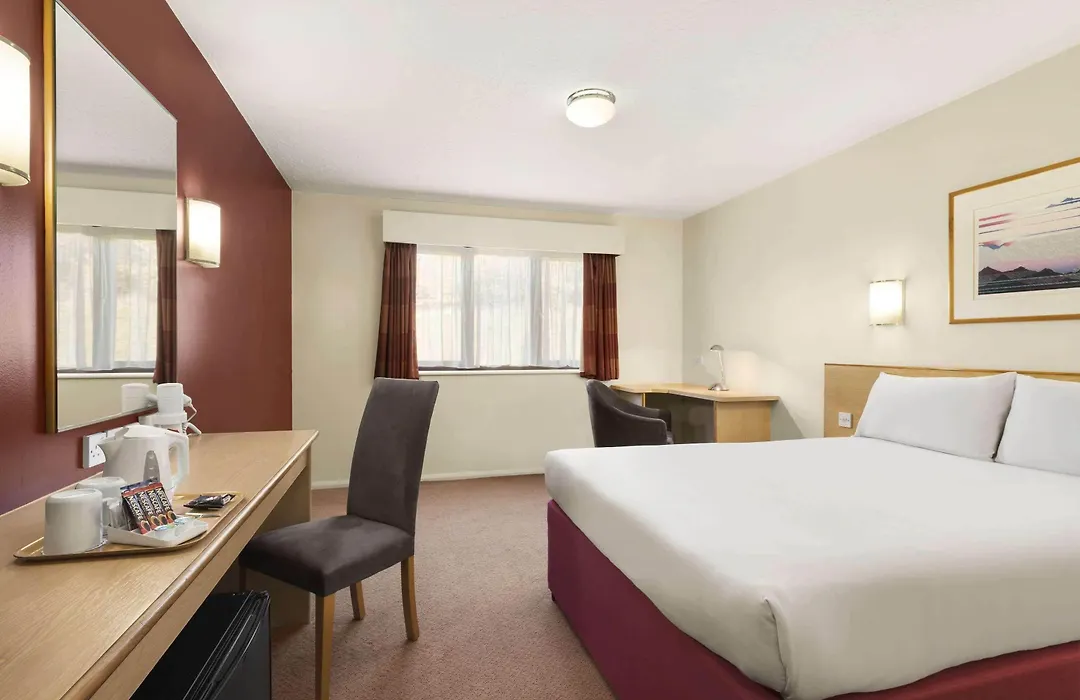 Days Inn Hotel Warwick South - Southbound M40-1
