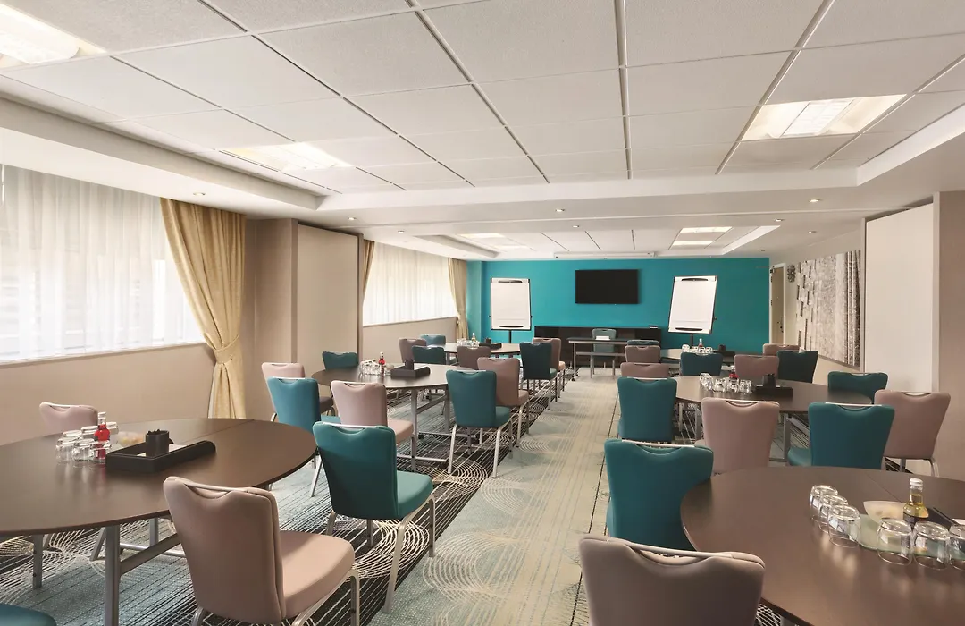 Ramada Hotel & Suites By Wyndham Coventry-1