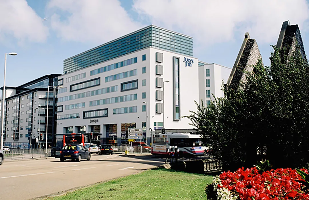 Leonardo Hotel Plymouth-1