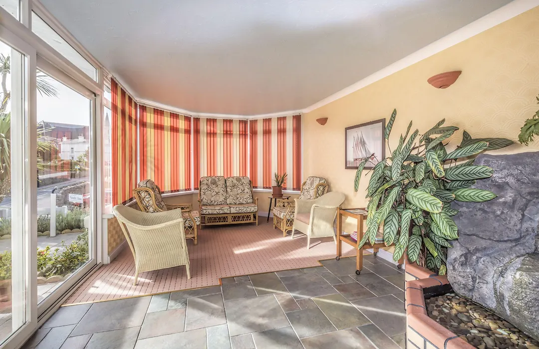 Lindum Lodge-1