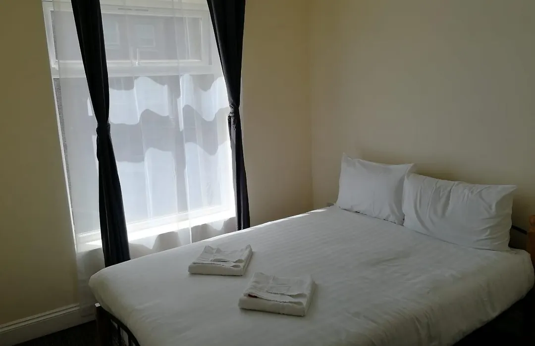 Daisy Hotel-1