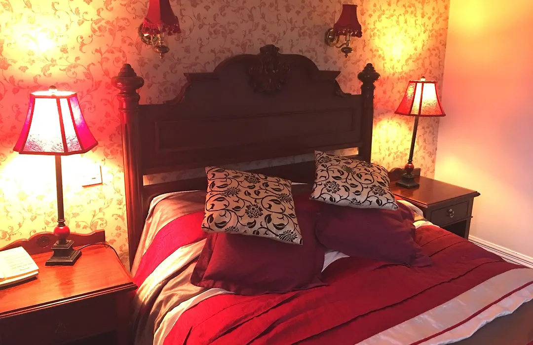 Station Hotel-1