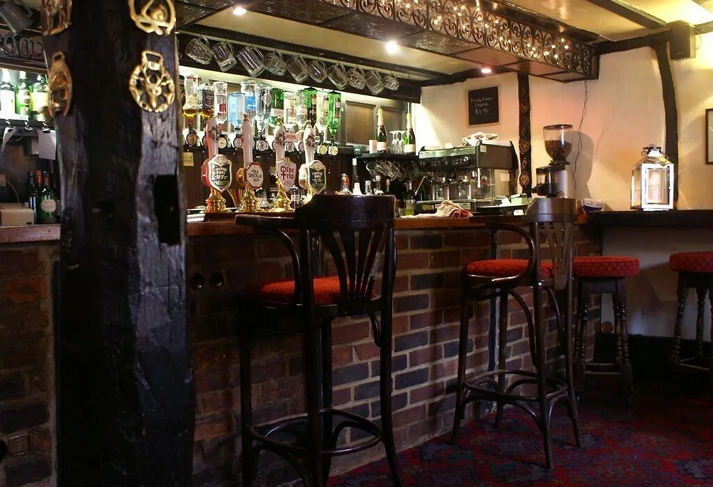 The Saracens Head-1