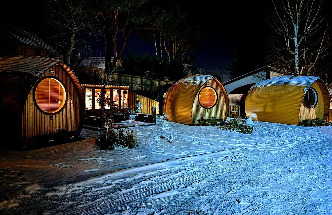 Eriskay Guest House And Aviemore Glamping-1