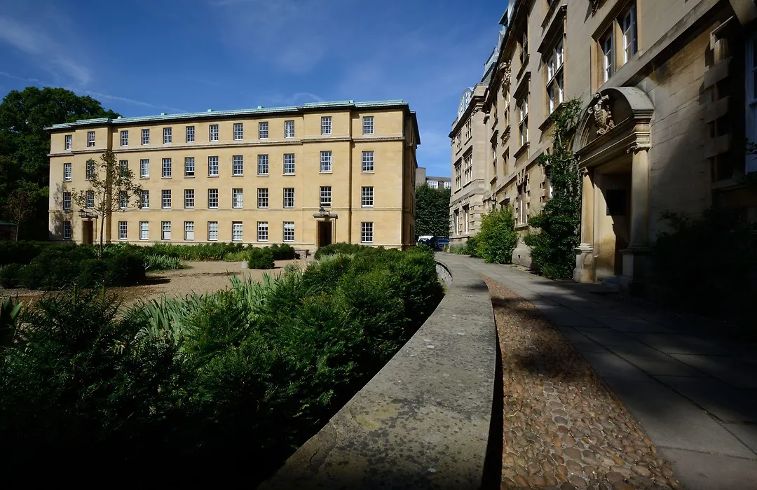 Christ'S College Cambridge-1