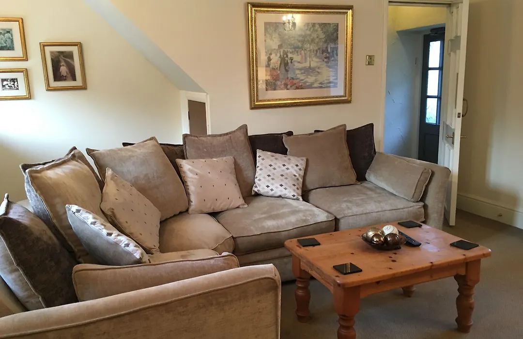 Bridge Farm Hotel-1