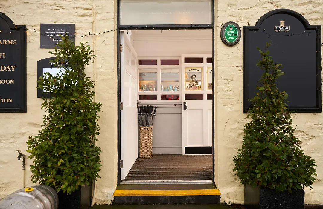 Rashleigh Arms-1