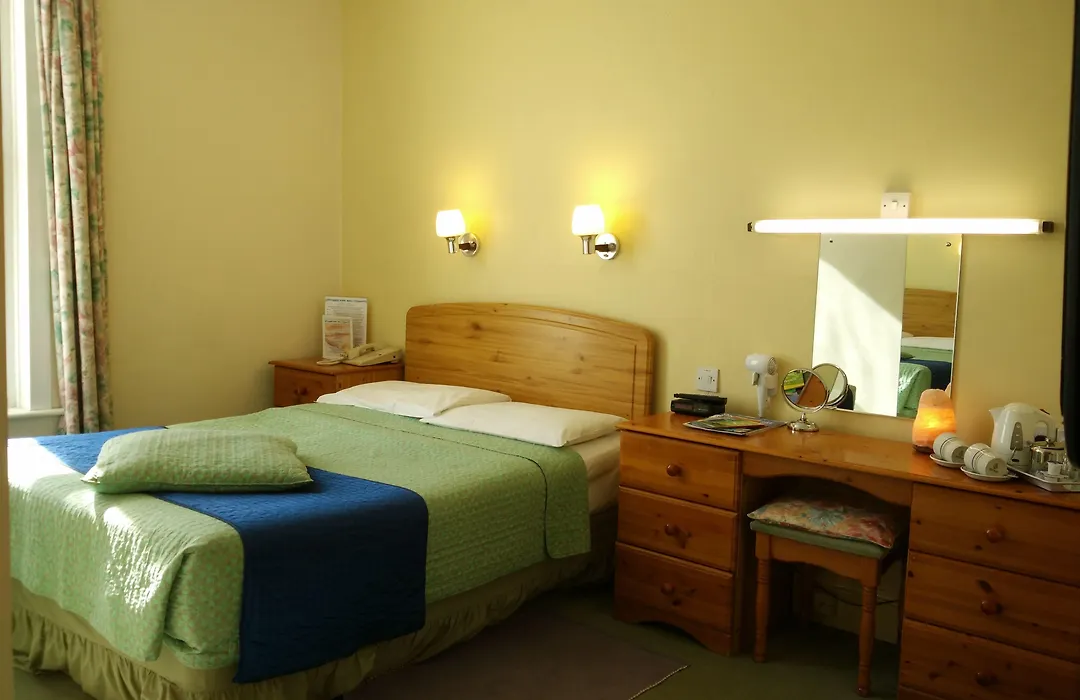 River Hotel-1