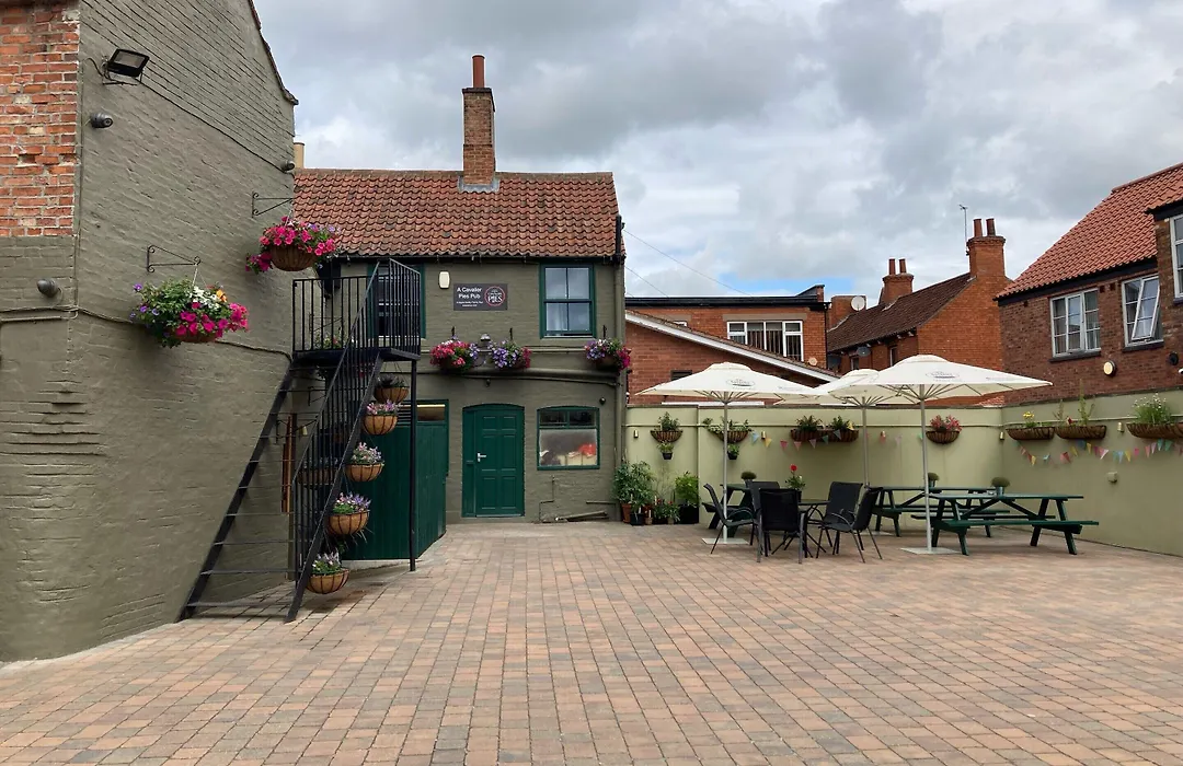 Beaumond Cross Inn-1