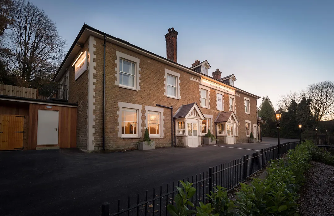 Harper'S Steakhouse With Rooms, Haslemere-1