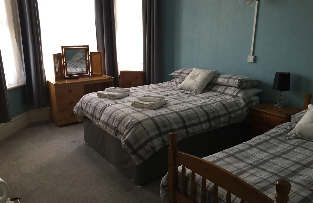 Inglewood Guest House-1