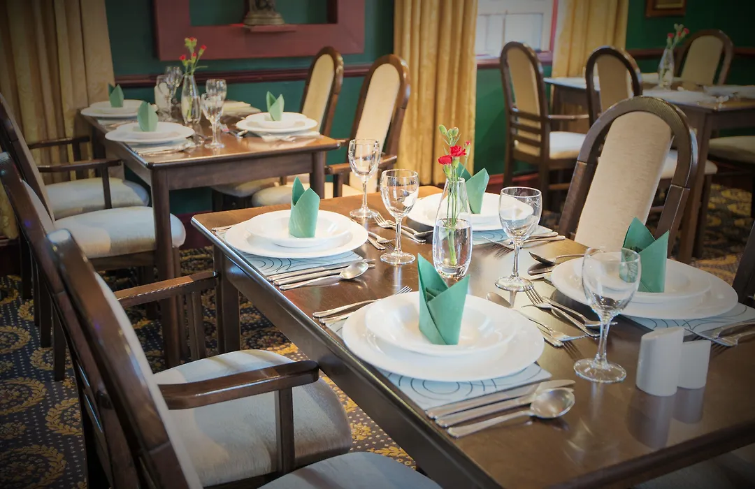Glenlossie Guest House-1