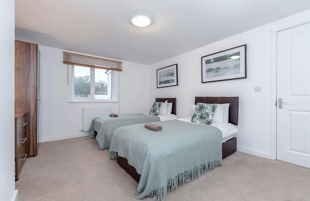 Royal Apartments-1