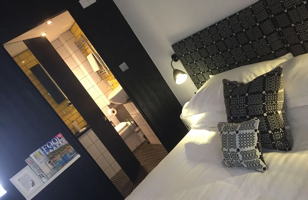 Greenbank Lodge Llangollen-1