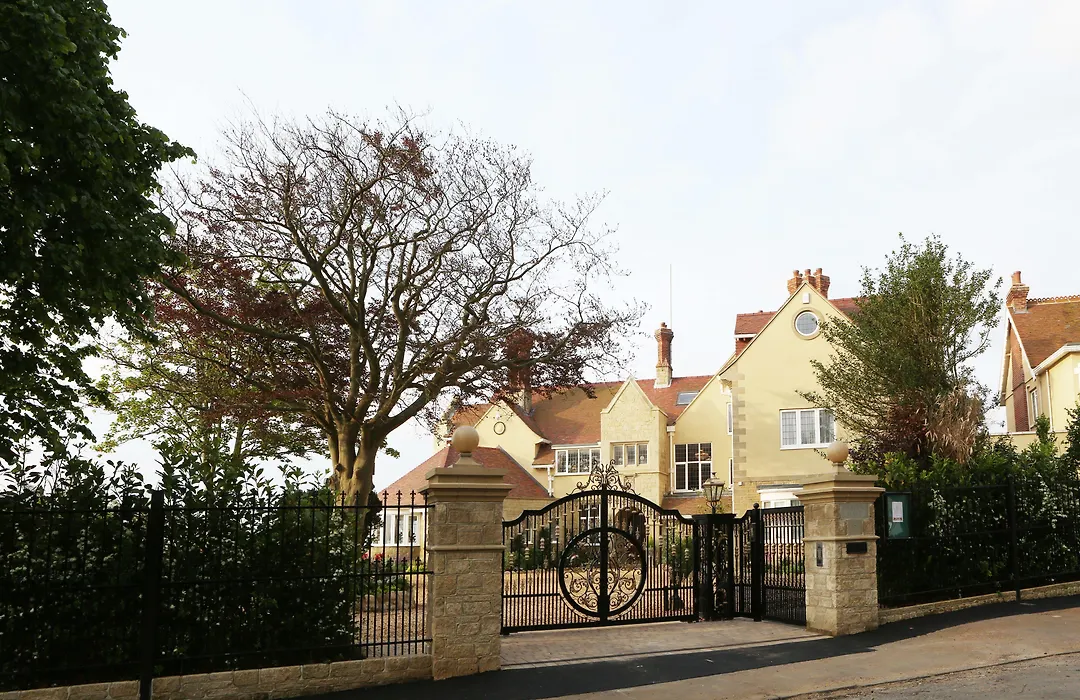 Haven Hall Hotel-1