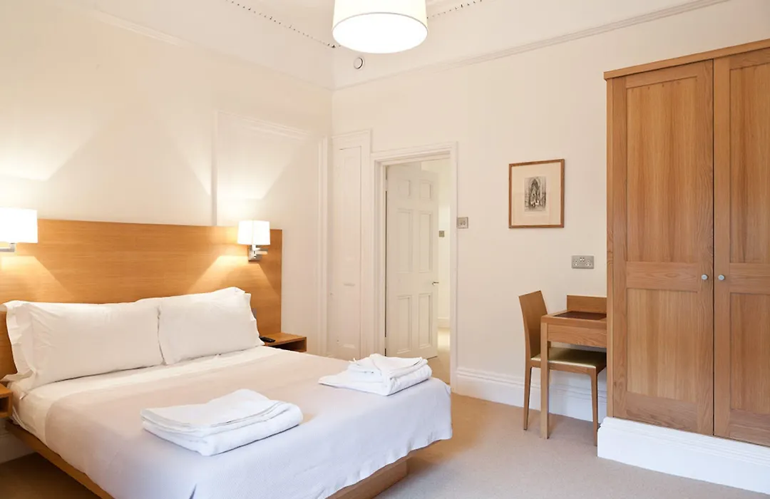 Blueprint Living Apartments - Doughty Street-1