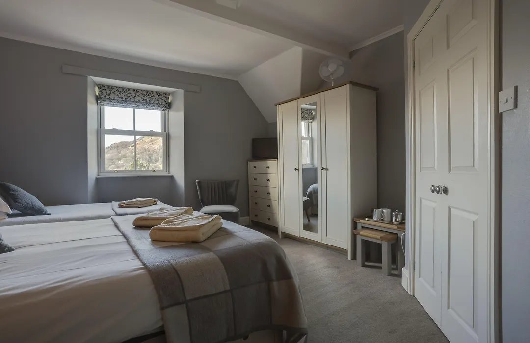 Lyndale Guest House-1