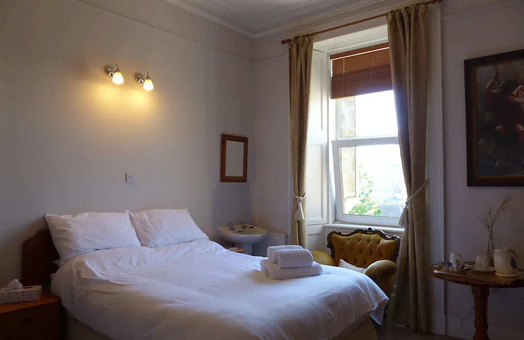 Castle Viewpoint B&B-1