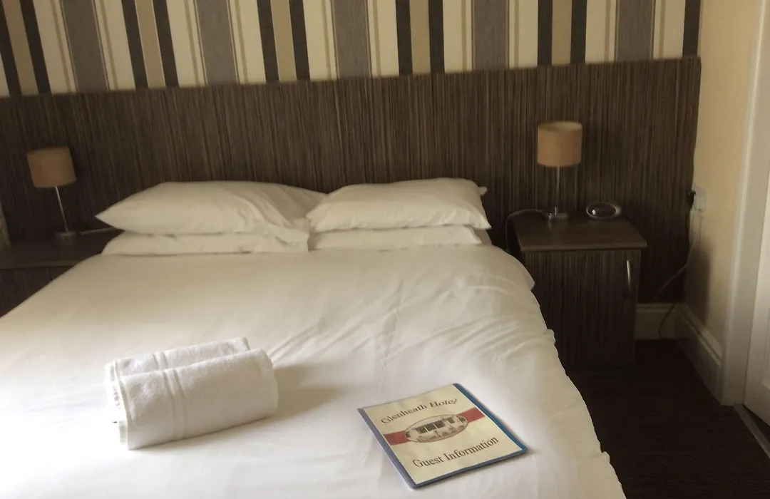 Glenheath Hotel-1