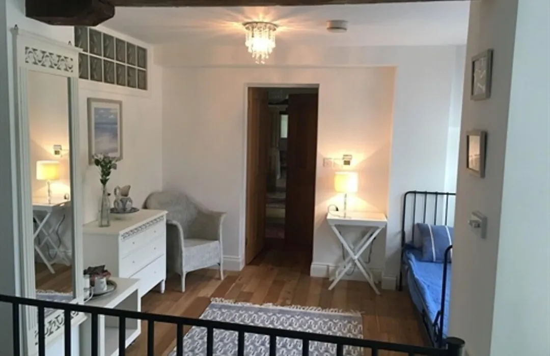 Stoneleigh Barn Bed And Breakfast-1