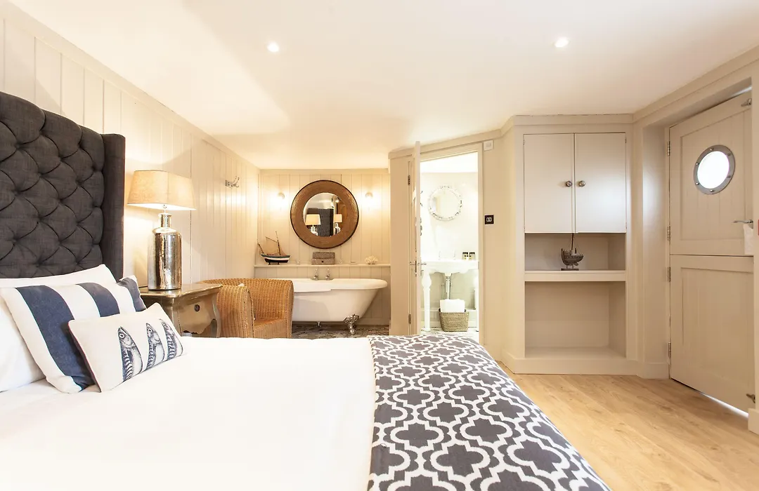 Headland House Luxury B&B-1