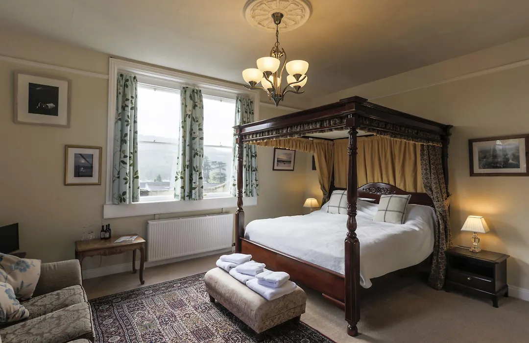 Grosvenor Villa-1