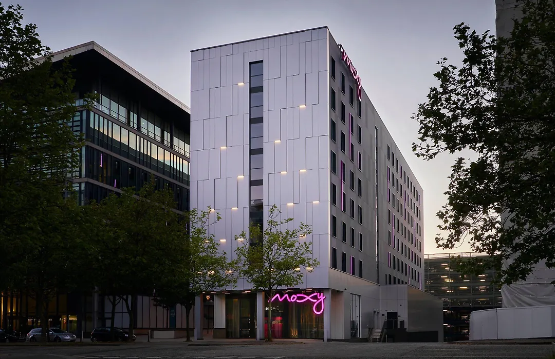 Moxy Milton Keynes-1