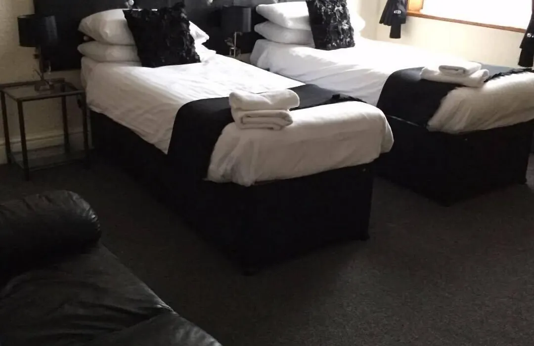 Woodlands Guest House-1