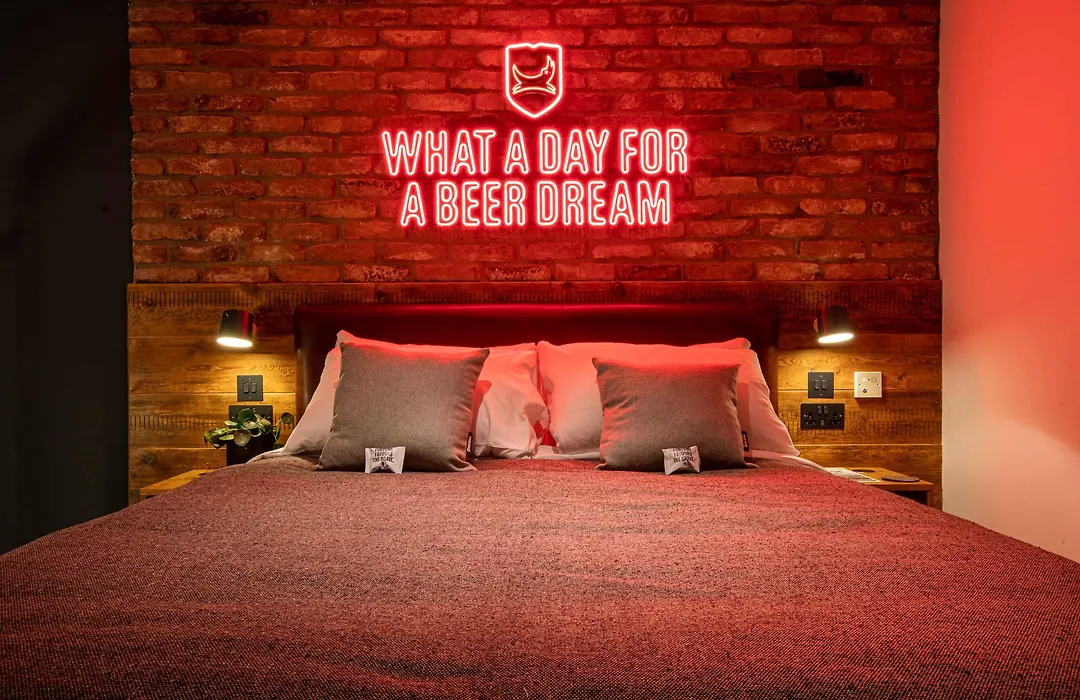 Brewdog Doghouse Edinburgh-1