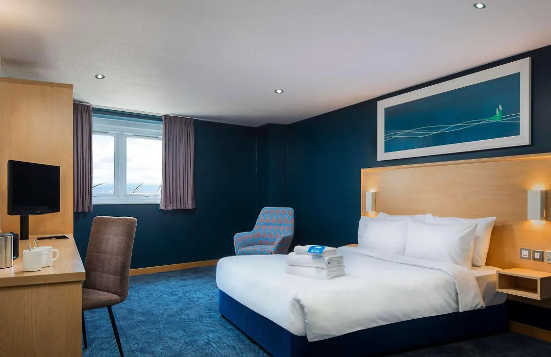 Premier Inn Ashford - Eureka Leisure Park-1