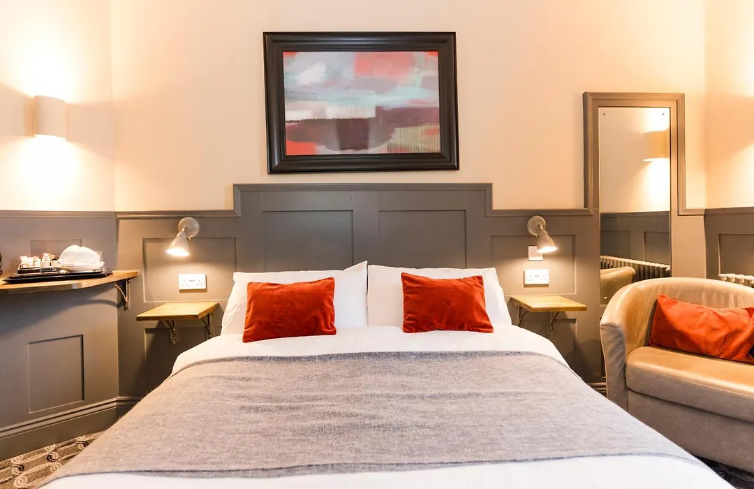 Irvine Guest House-1